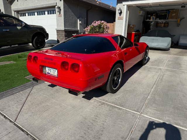 Chevrolet-Corvette-coupe-1994-2