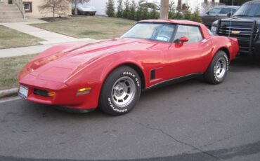 Chevrolet-Corvette-stingray-1980-18