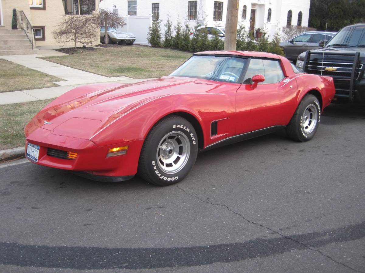 Chevrolet-Corvette-stingray-1980-18