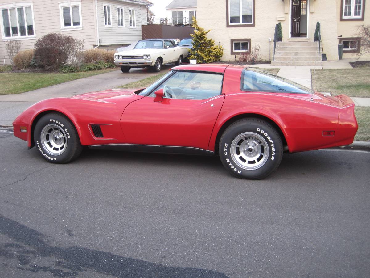 Chevrolet-Corvette-stingray-1980-3