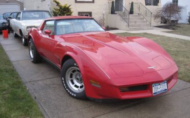 Chevrolet-Corvette-stingray-1980-5