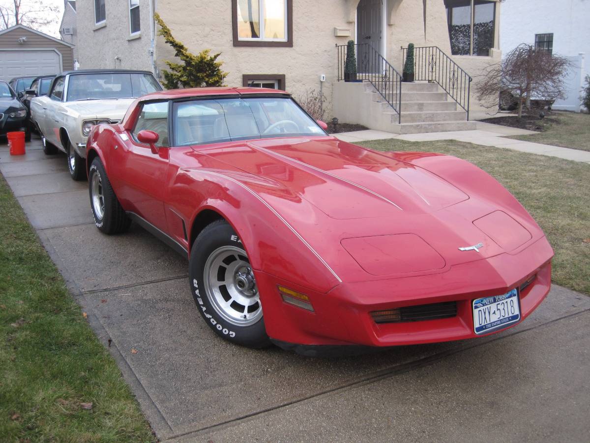 Chevrolet-Corvette-stingray-1980-5