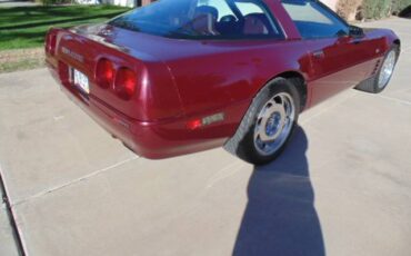 Chevrolet-Corvette-zr1-1993-red-45866-5