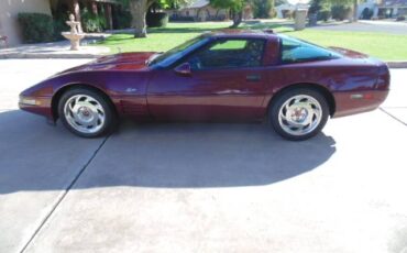 Chevrolet-Corvette-zr1-1993-red-45866-7