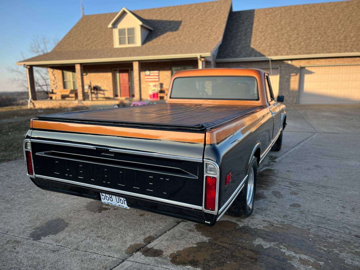 Chevrolet-Custom-deluxe-1972-3