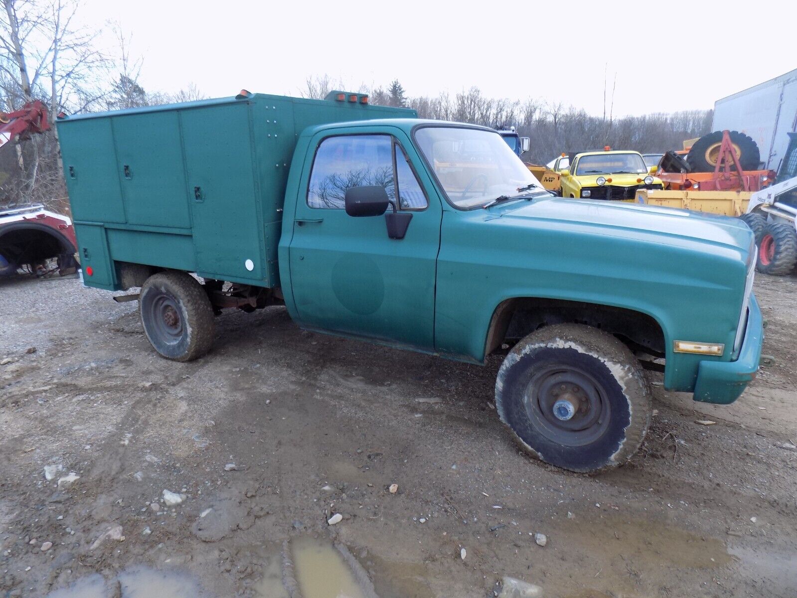 Chevrolet-D30-1986-Green-Brown-20118-1