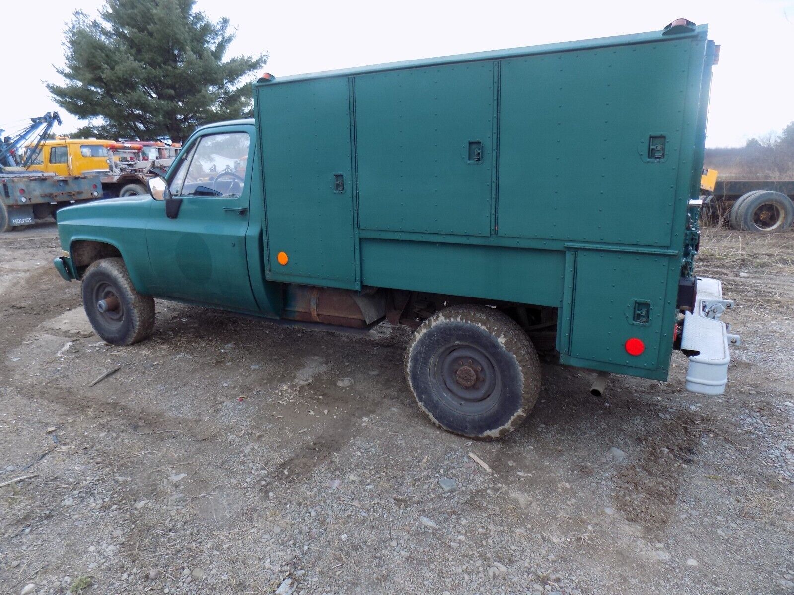 Chevrolet-D30-1986-Green-Brown-20118-3