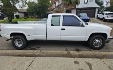 Chevrolet-Dually-1992-white-156106