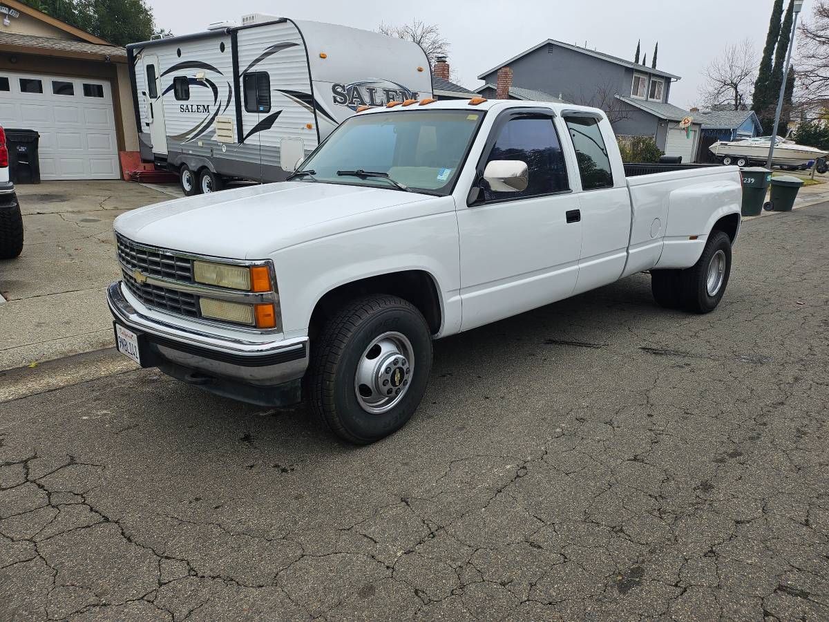 Chevrolet-Dually-1992-white-156106-6