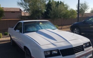 Chevrolet-El-Camino-1979-White-Black-999999-2