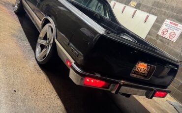 Chevrolet-El-Camino-1987-Black-Gray-56900-6