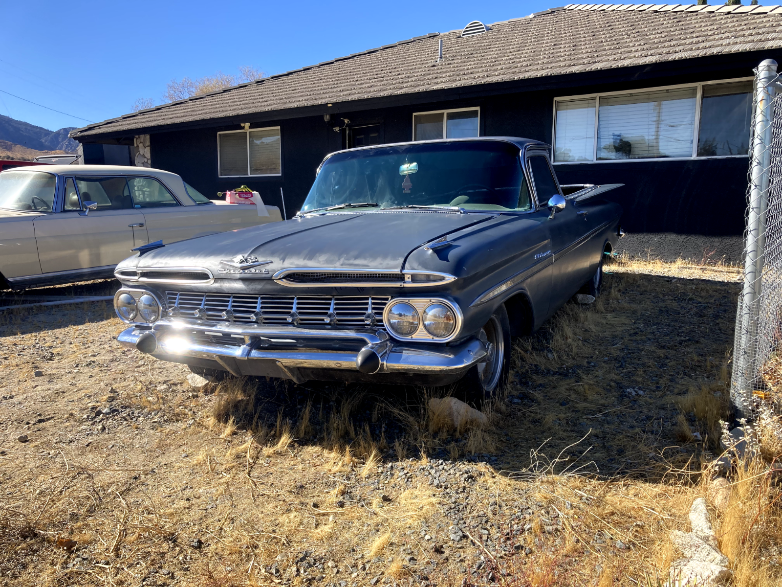 Chevrolet-El-Camino-Coupe-1959-Surfacer-Black-0-3