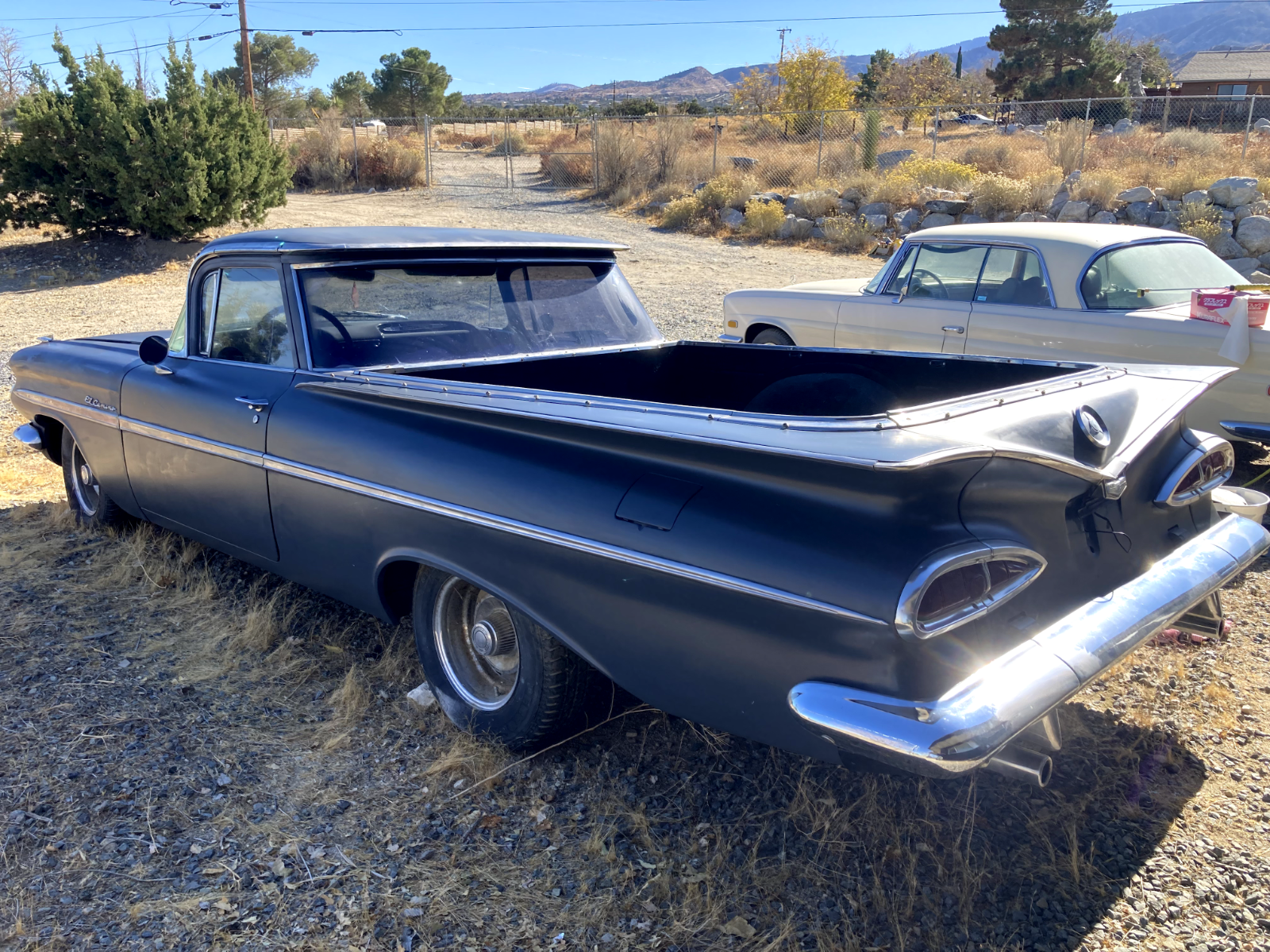 Chevrolet-El-Camino-Coupe-1959-Surfacer-Black-0-5