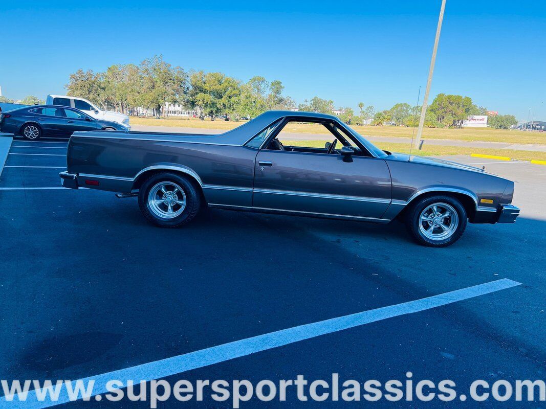 Chevrolet-El-Camino-Pickup-1983-Brown-Brown-0-5