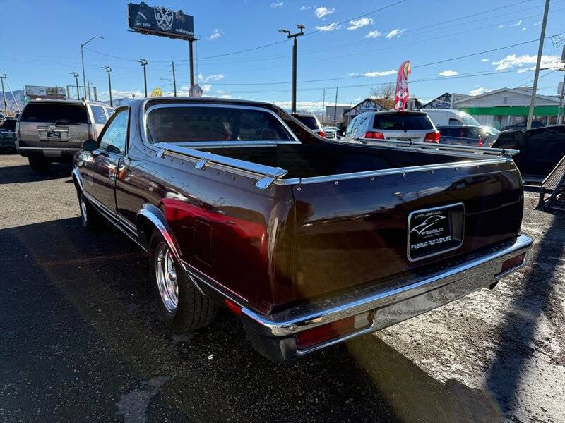 Chevrolet-El-camino-choo-choo-ss-custom-1984-2