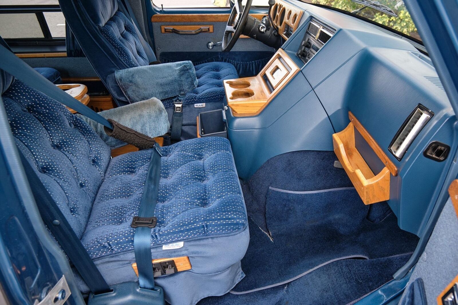 Chevrolet-G20-Van-Van-1990-Blue-Blue-145980-10