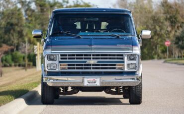 Chevrolet-G20-Van-Van-1990-Blue-Blue-145980-9