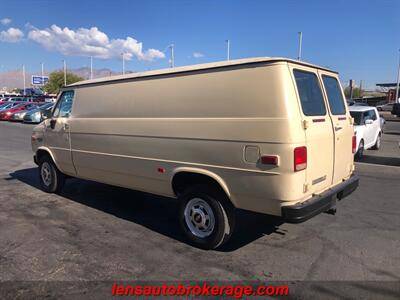 Chevrolet-G30-box-van-1992-5