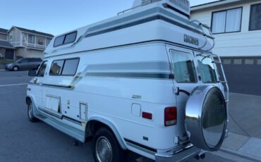 Chevrolet-G30-coachmen-1992-white-99779-8