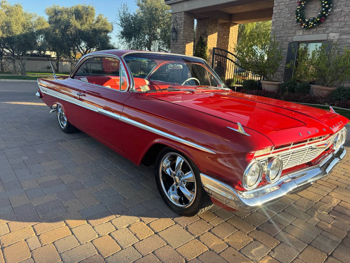 Chevrolet-Impala-1961-red-618