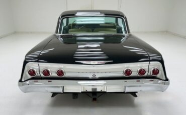 Chevrolet-Impala-1962-Black-Beige-156934-3