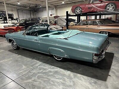 Chevrolet-Impala-1966-Green-82077-21