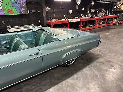 Chevrolet-Impala-1966-Green-82077-28