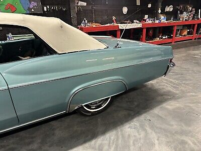 Chevrolet-Impala-1966-Green-82077-32