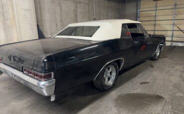 Chevrolet-Impala-1966-black-80467-1