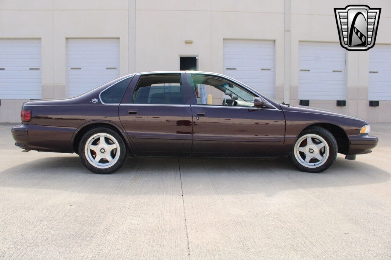 Chevrolet-Impala-1996-5