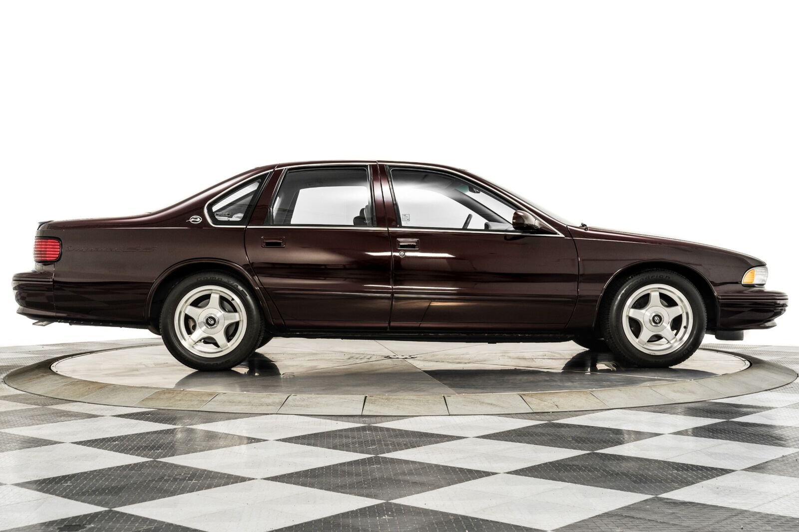 Chevrolet-Impala-Berline-1996-38