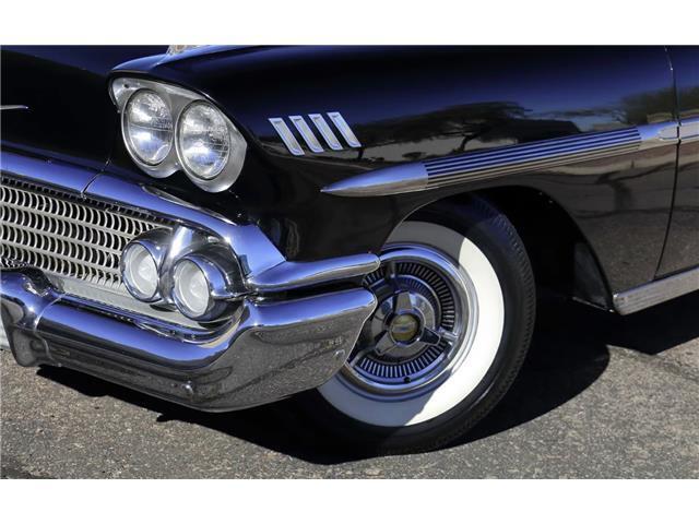 Chevrolet-Impala-Cabriolet-1958-Black-Black-208-17