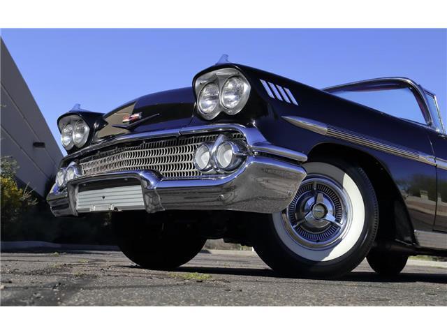 Chevrolet-Impala-Cabriolet-1958-Black-Black-208-22