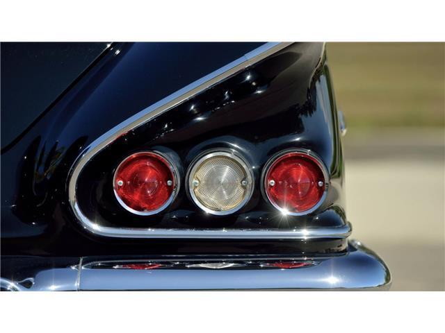 Chevrolet-Impala-Cabriolet-1958-Black-Red-79111-23