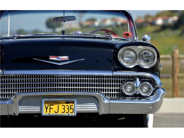 Chevrolet-Impala-Cabriolet-1958-Black-Red-79111-28