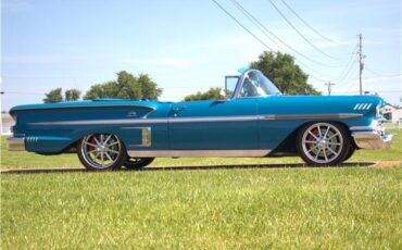 Chevrolet-Impala-Cabriolet-1958-Blue-Blue-75737-24