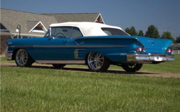 Chevrolet-Impala-Cabriolet-1958-Blue-Blue-75737-9