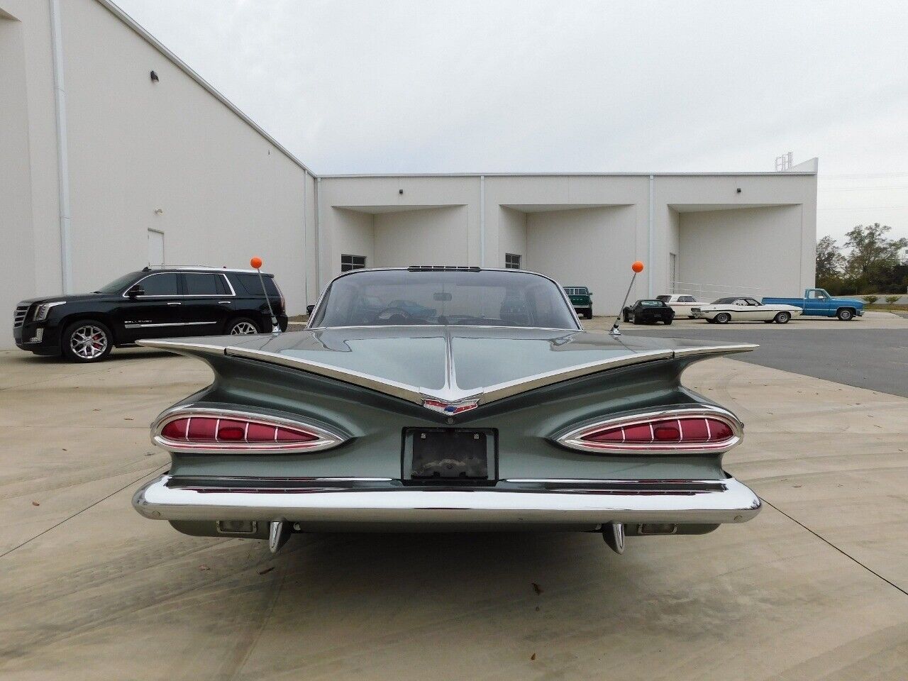 Chevrolet-Impala-Coupe-1959-Green-Black-4651-9