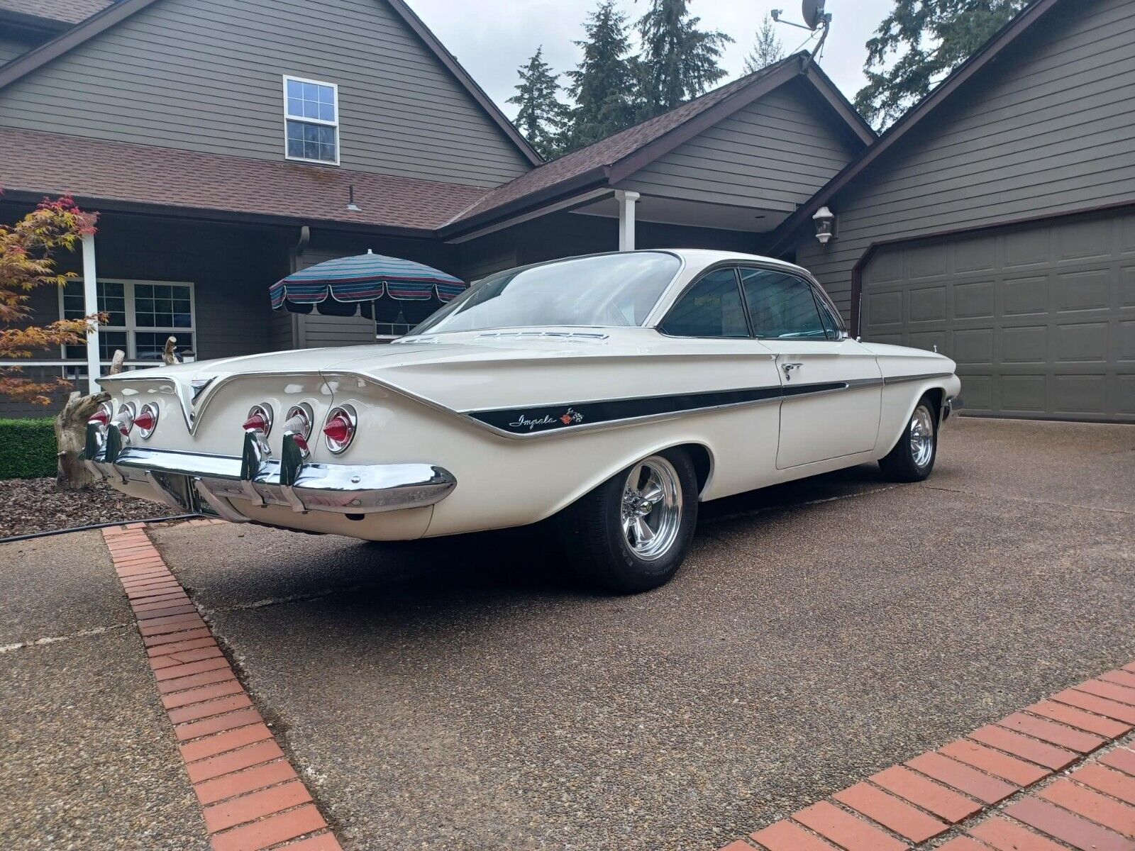 Chevrolet Impala Coupe 1961 à vendre