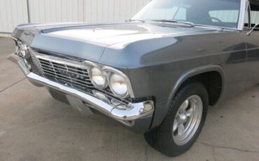 Chevrolet-Impala-Coupe-1965-Gray-Black-1640-13