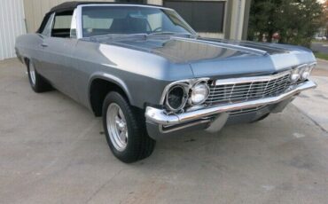 Chevrolet-Impala-Coupe-1965-Gray-Black-1640-4