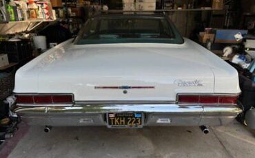 Chevrolet-Impala-Coupe-1966-White-Teal-28485-3