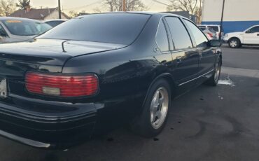 Chevrolet-Impala-ss-1995-black-187009-5