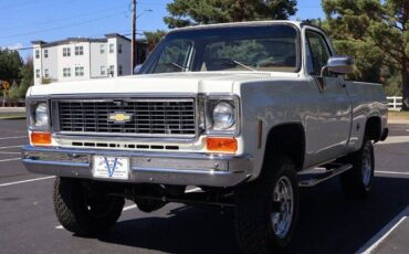 Chevrolet-K-10-1974-white-768-10