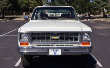 Chevrolet-K-10-1974-white-768-11