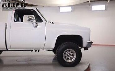 Chevrolet-K10-1986-Other-Other-49779-7