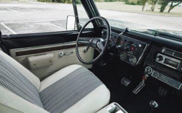 Chevrolet-K5-Blazer-1971-28