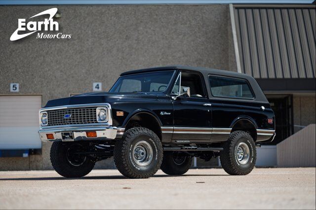 Chevrolet K5 Blazer  year1}