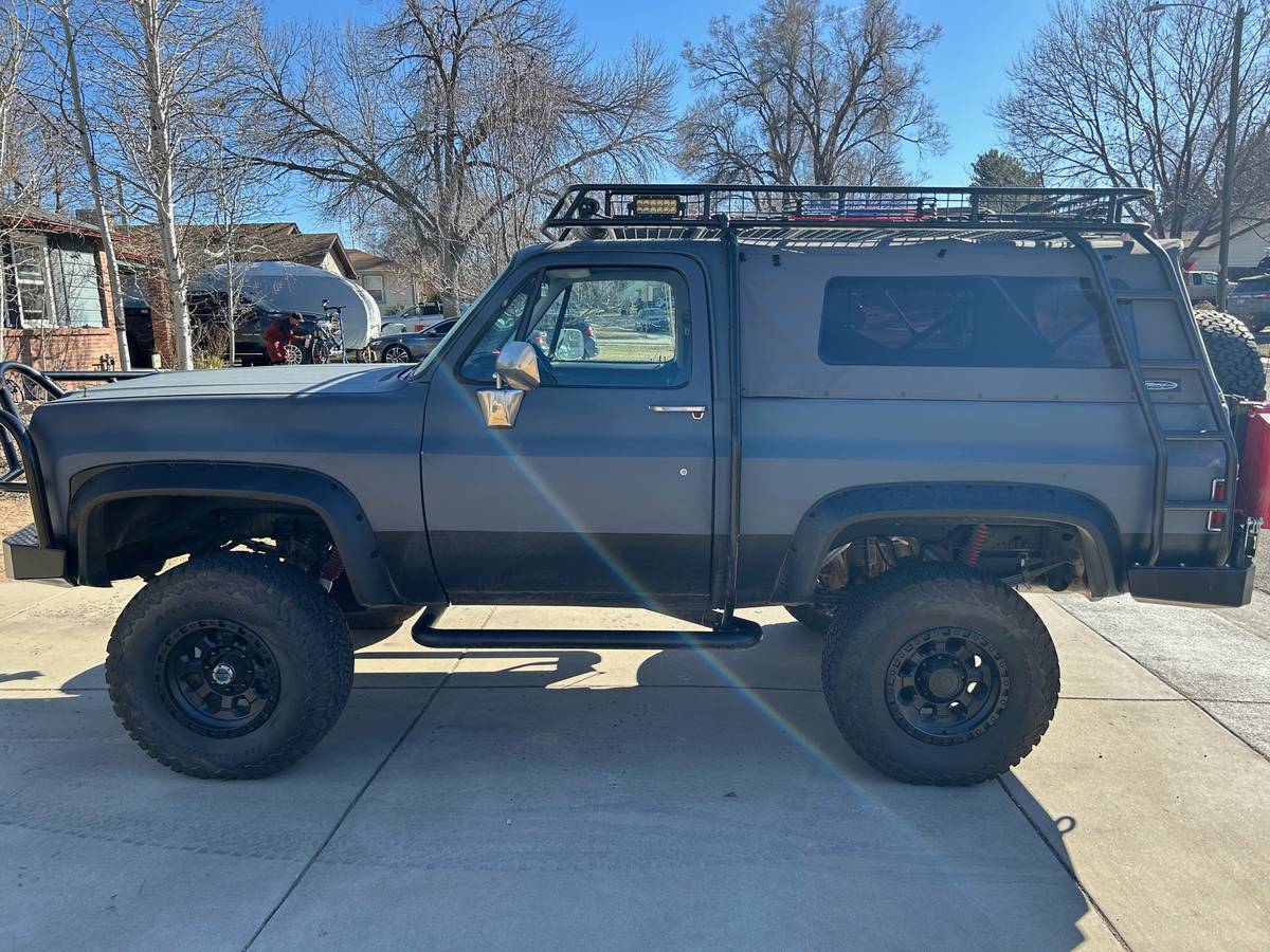 Chevrolet-K5-blazer-1980-grey-1609-1