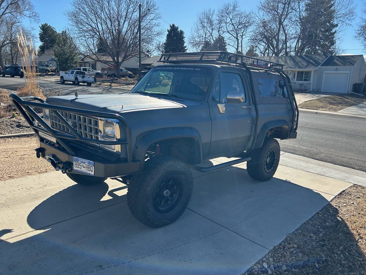 Chevrolet-K5-blazer-1980-grey-1609-2